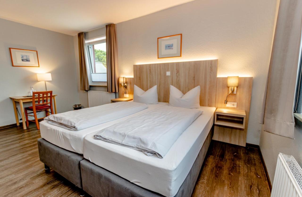 Hotel Herbers Sudbrookmerland ภายนอก รูปภาพ