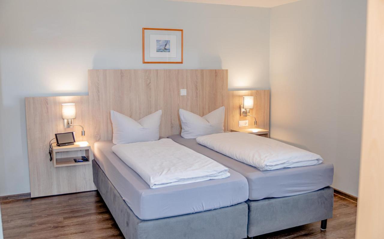 Hotel Herbers Sudbrookmerland ภายนอก รูปภาพ