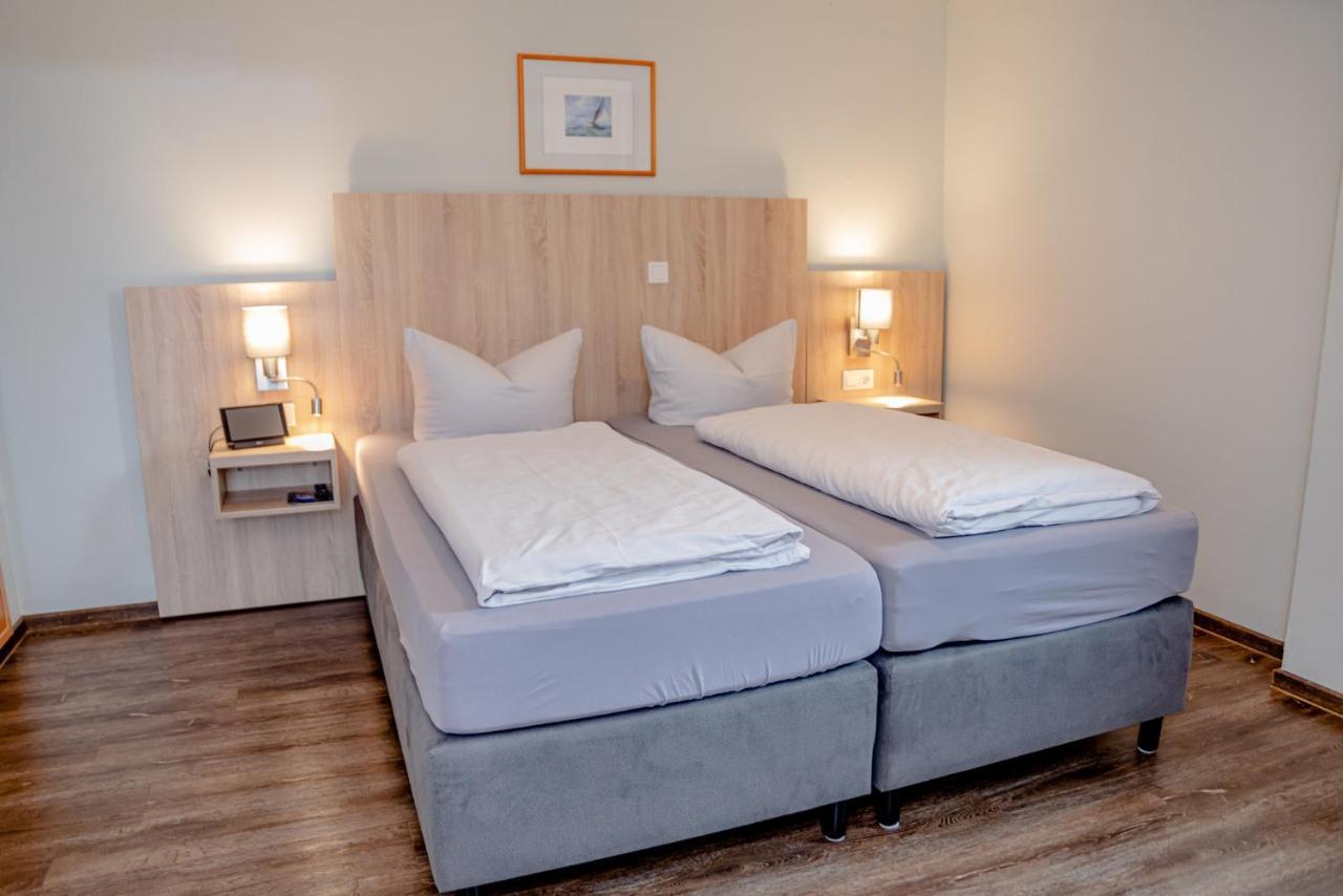 Hotel Herbers Sudbrookmerland ภายนอก รูปภาพ
